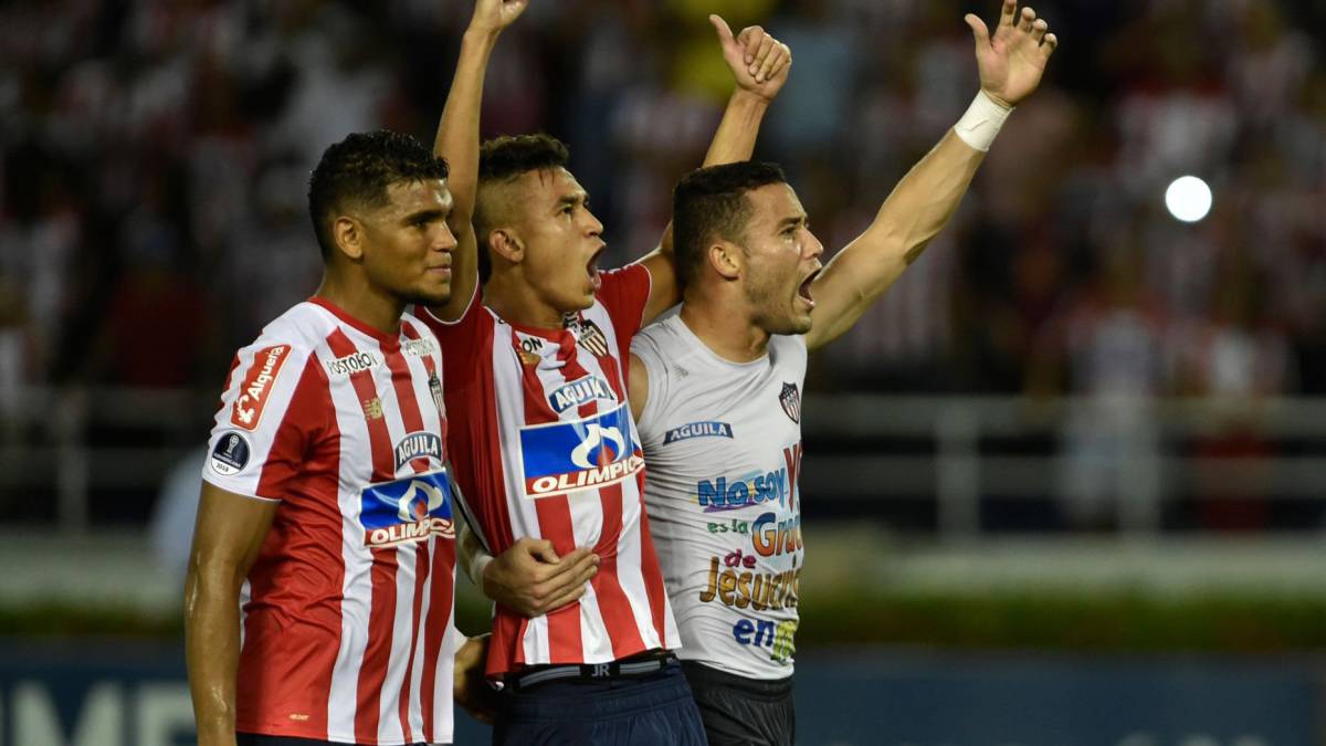Junior podría ser campeón de Liga Águila en Colombia y en Copa Sudamericana, algo que sólo han hecho Boca Juniors y U de Chile en un mismo semestre.