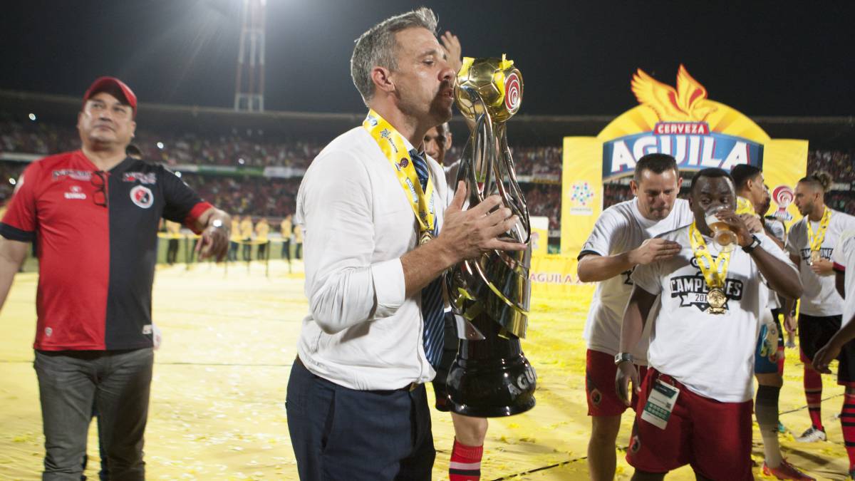 El volante del Cúcuta, Diego Chica, habló sobre su proceso con el argentino Lucas Pusineri, el técnico que estrenará Deportivo Cali en la Liga Águila 2019.