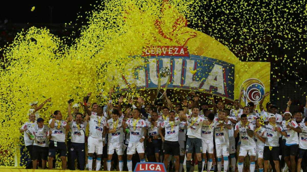 Deportivo Independiente Medellín recibió al Junior de Barranquilla en el estadio Atanasio Girardot de Medellín en la final de la Liga Águila II - 2018