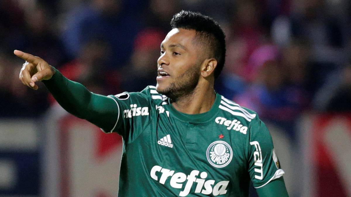 Presidente de Palmeiras niega oferta de Valencia por Miguel Borja