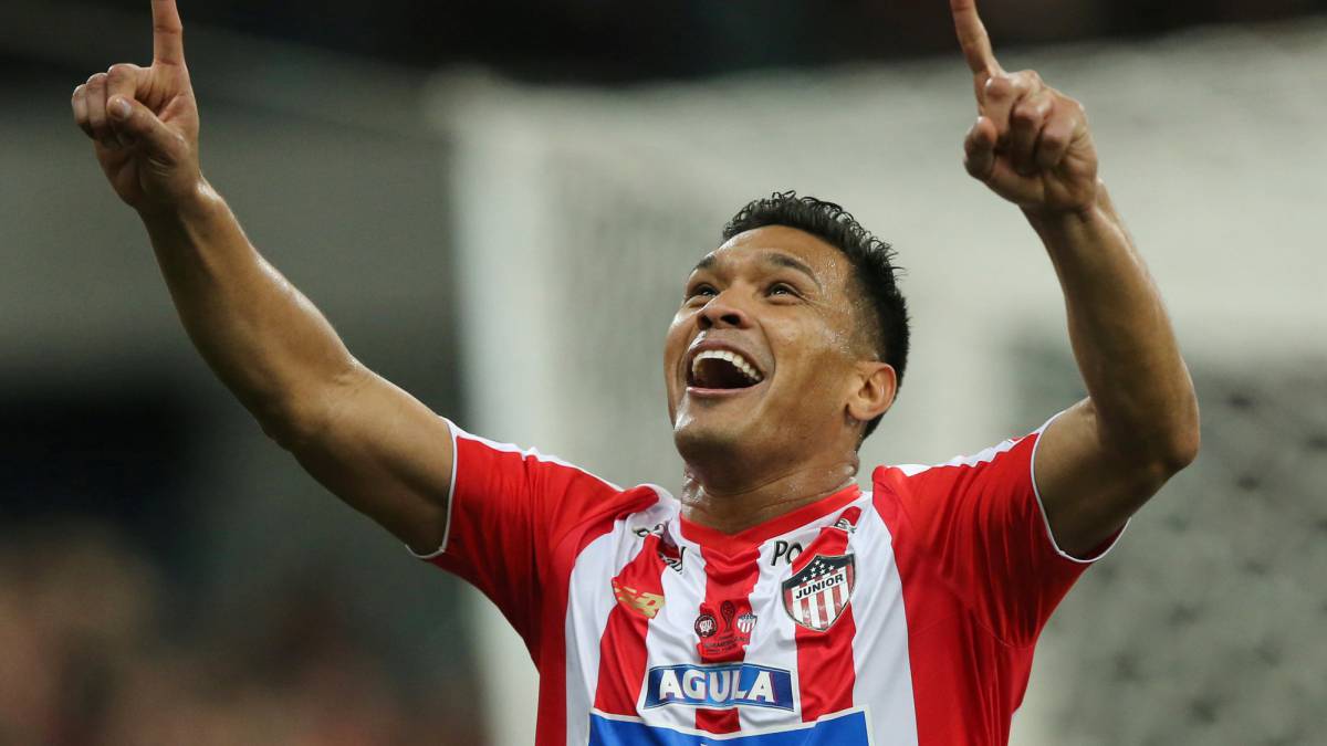 Colón de Santa Fe estaría interesado en Teófilo Gutiérrez