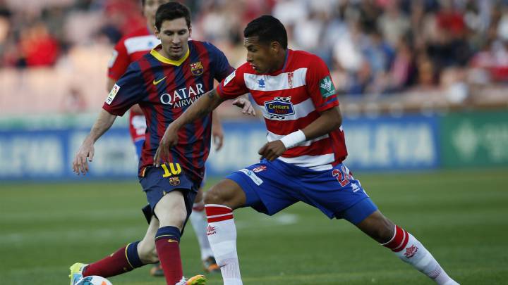 Jeison Murillo y Lionel Messi en un Granada vs Barcelona