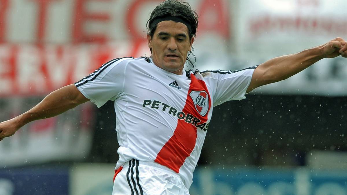 Últimos diez jugadores que usaron la camiseta 10 de River Plate. Juan Fernando Quintero sería el próximo