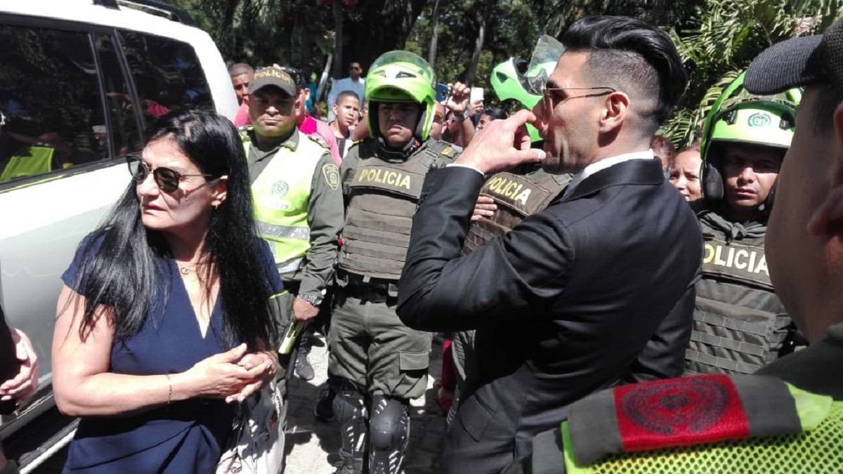 Falcao García, jugador de Mónaco, en las exequias de su padre en Santa Marta
