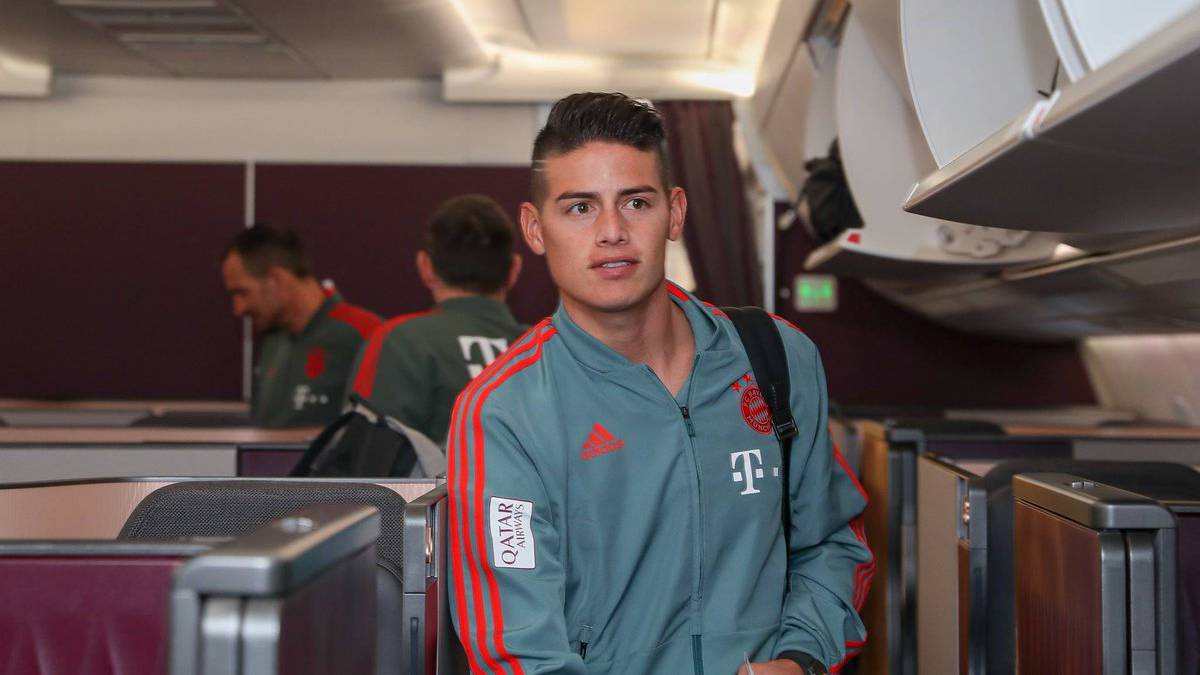 James Rodríguez realizó la pretemporada con el Bayern Múnich y el jefe deportivo del club afirmó que aún hay tiempo para tomar una decisión sobre su futuro