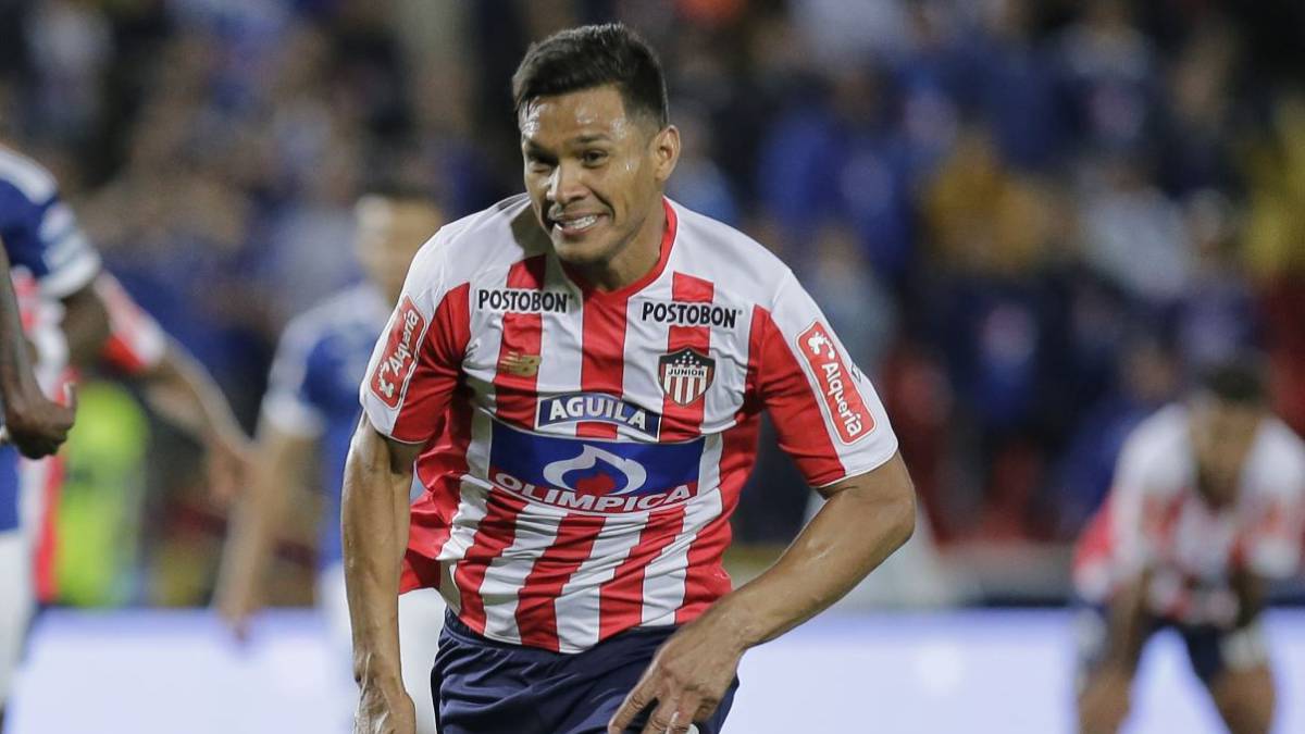 Teófilo Gutiérrez es pretendido por Independiente, Racing y Colón de Argentina