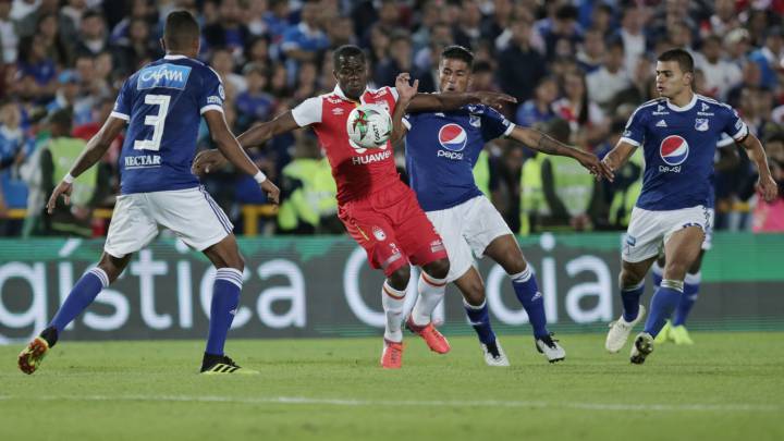 El técnico de Millonarios, Jorge Luis Pinto, utilizó varios jugadores en la primera línea de volantes durante la pretemporada en el Torneo Fox Sports.