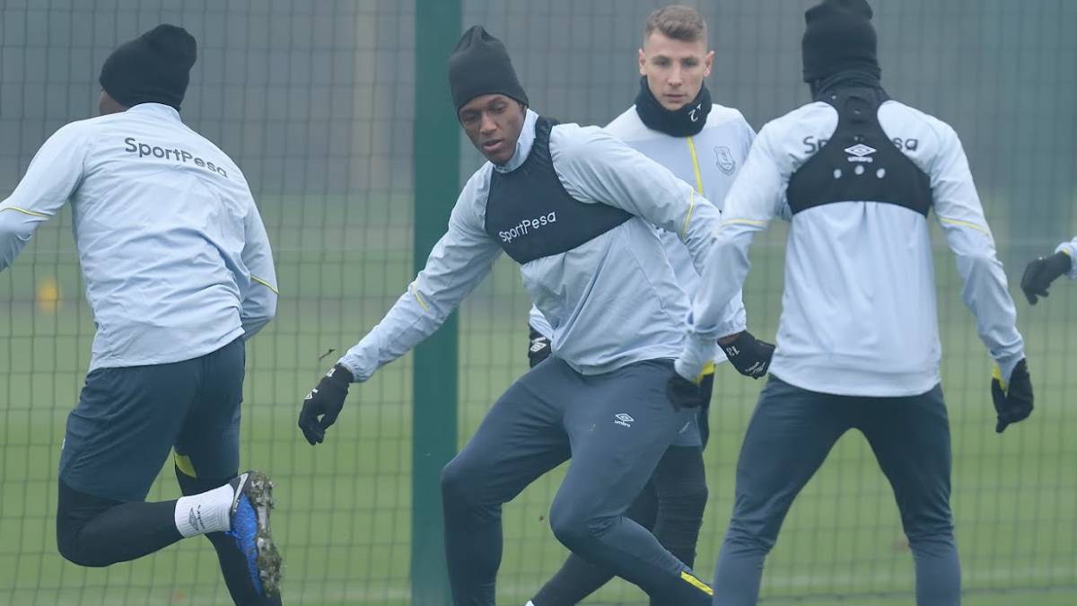 Yerry Mina volvería a la formación titular de Everton para enfrentar a Millwall por FA Cup