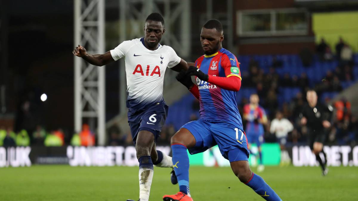 Davinson Sánchez titular con Tottenham en la derrota ante Crystal Palace en la FA Cup