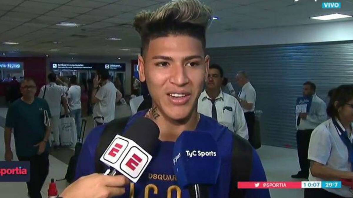 Jorge Carrascal llegó a Buenos Aires para someterse a los exámenes médicos y firma de contrato con River Plate. Dijo que el apodo Neymar es exagerado
