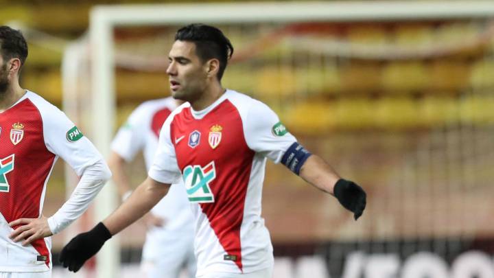 Radamel Falcao García habría sido el responsable de la salida de Thierry Henry del Mónaco. Así lo confirma la prensa francesa.