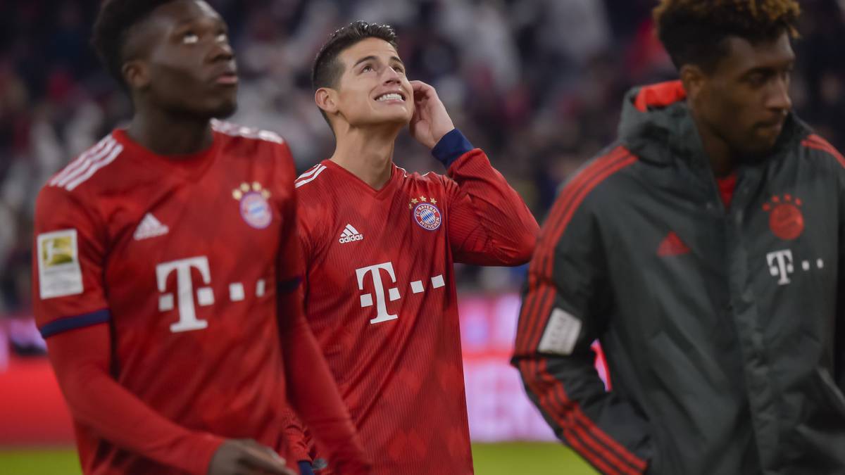 James Rodríguez en el partido ante el Stuttgart de la Bundesliga. El jugador podría tener más minutos en los próximos encuentros según el técnico Niko Kovac