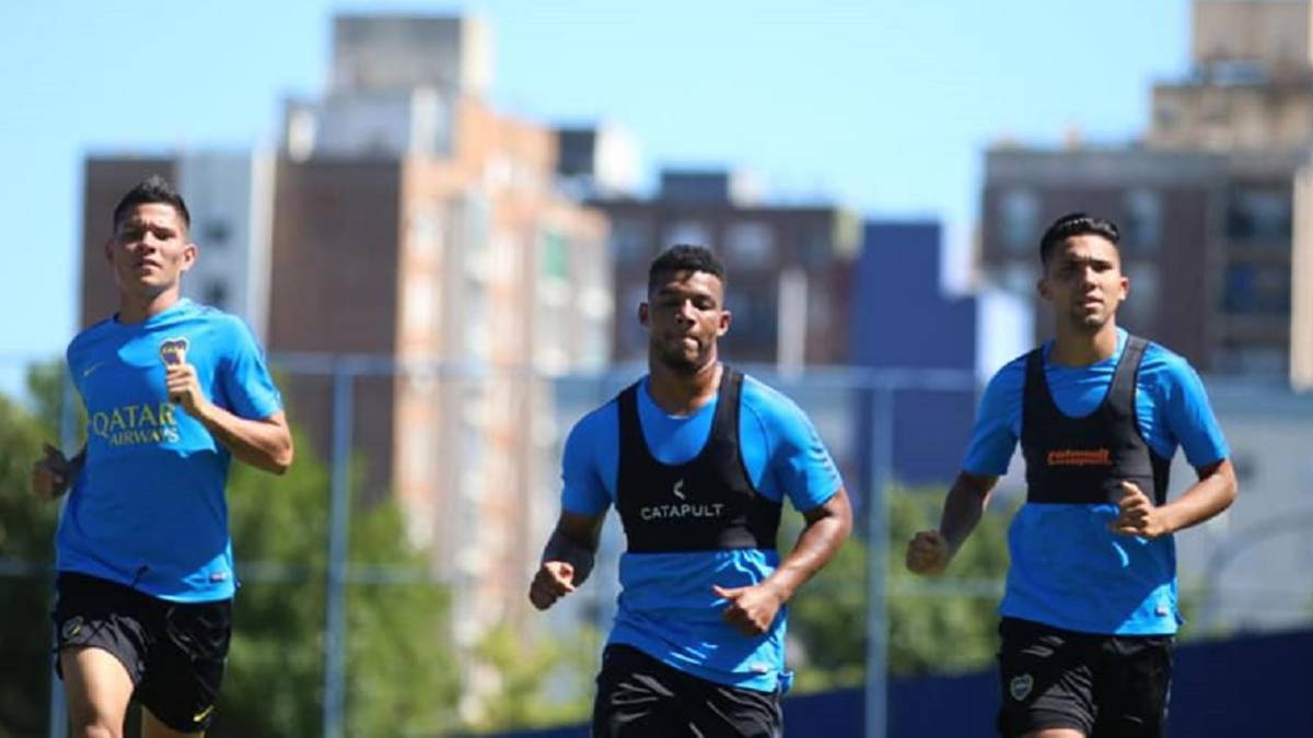 Frank Fabra se sumó a los entrenamientos del equipo titular de Boca Juniors.