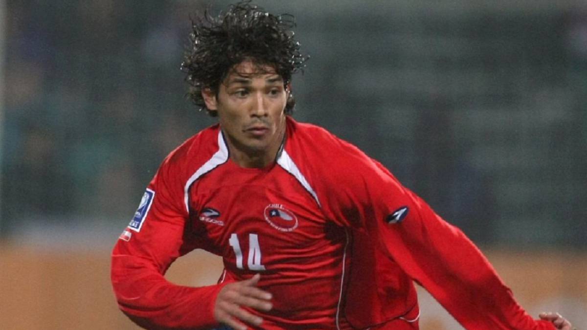 Matías Fernández en el Mundial de Sudáfrica 2010 con la Selección de Chile. El volante es nuevo refuerzo del Junior para la Liga Águila y la Copa Libertadores 2019