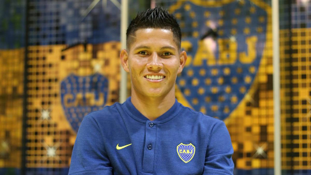 Jorman Campuzano, volante colombiano fue presentando en Boca Juniors