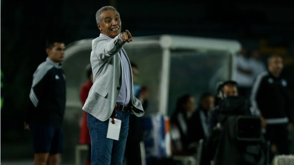 Alexis Mendoza ya noes más técnico del Sporting Cristal de Péru