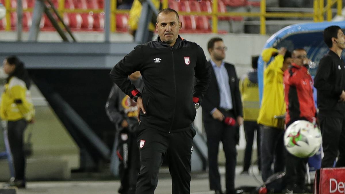 Edgardo Adinolfi, Asistente técnico de Independiente Santa Fe