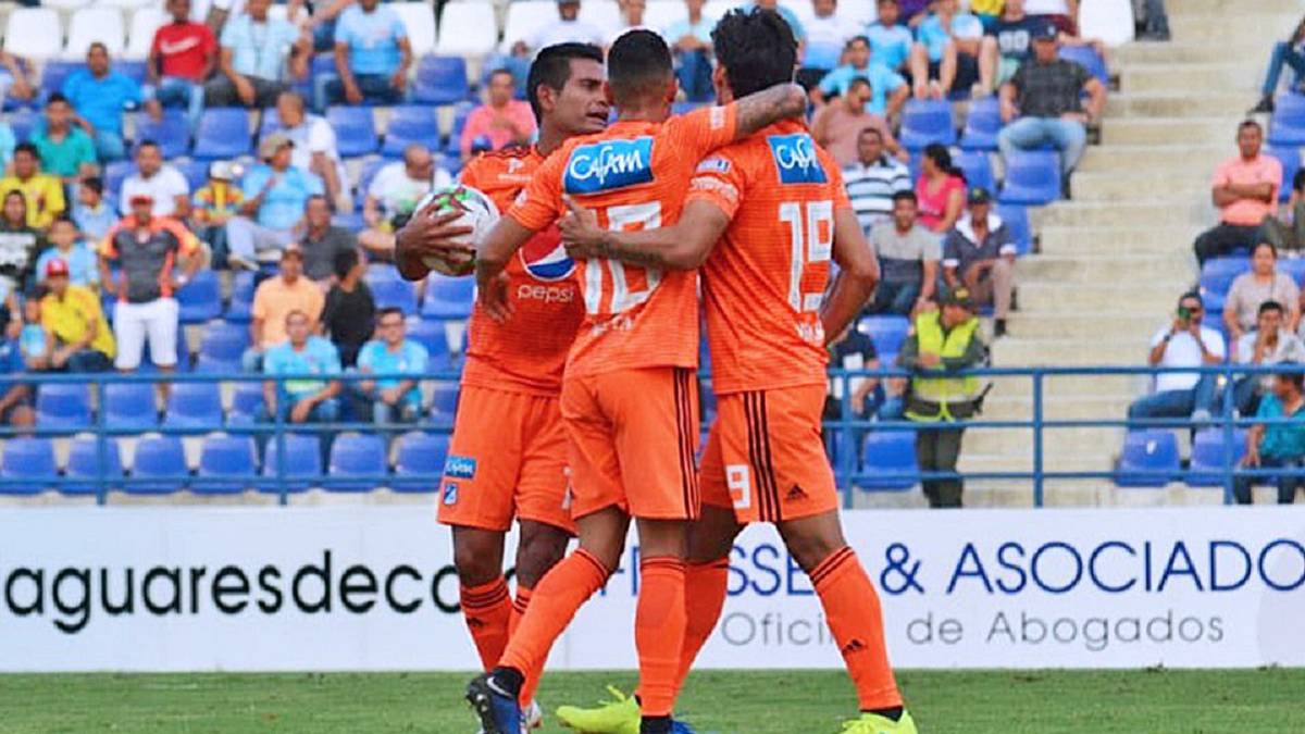 Millonarios venció 1-2 a Jaguares y es el líder de la Liga Águila