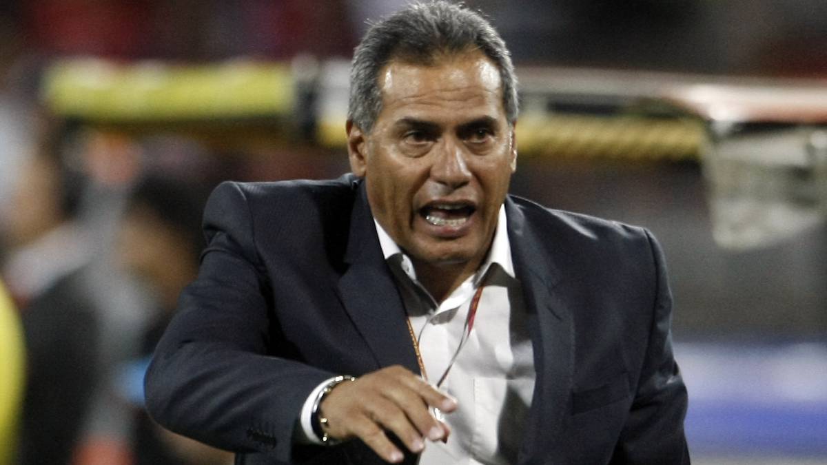 Hernán Torres, técnico colombiano