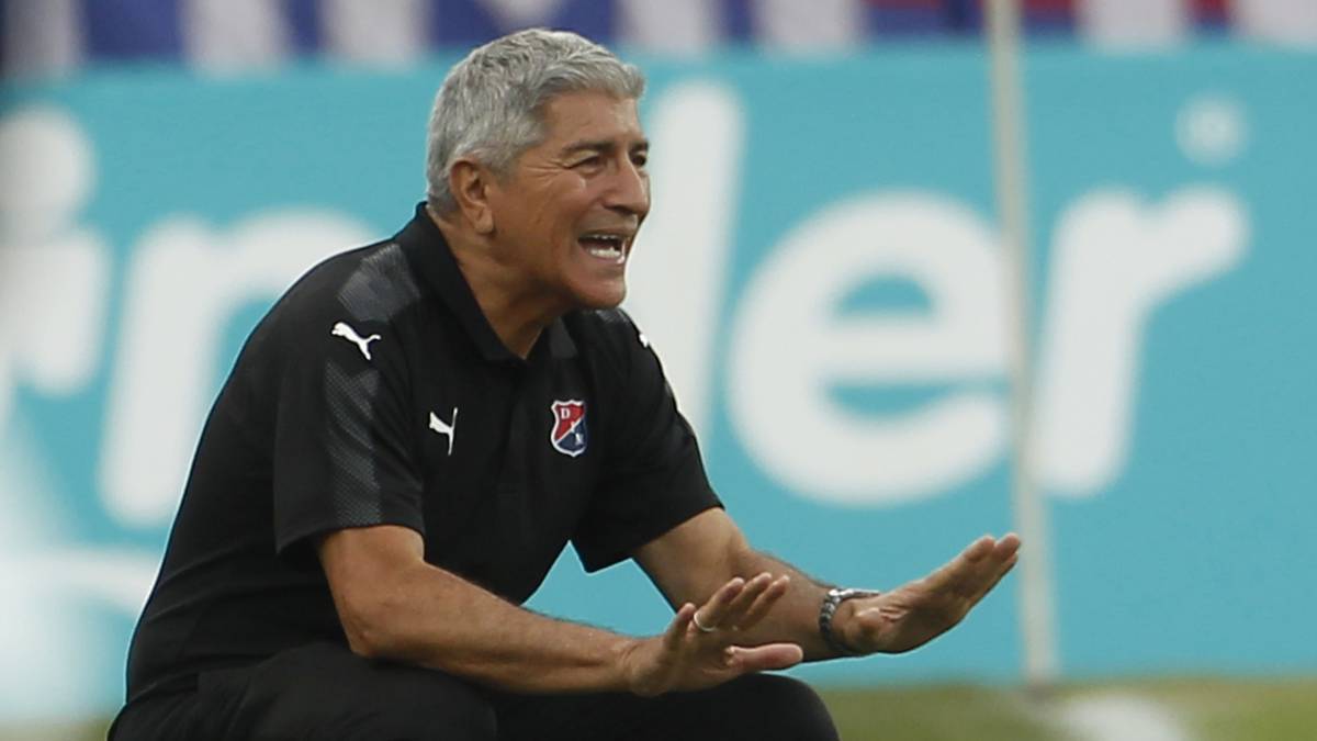 Octavio Zambrano, técnico de Independiente Medellín, analizó el desempeño del equipo tras el empate con Unión Magdalena en la cuarta fecha de Liga Águila.