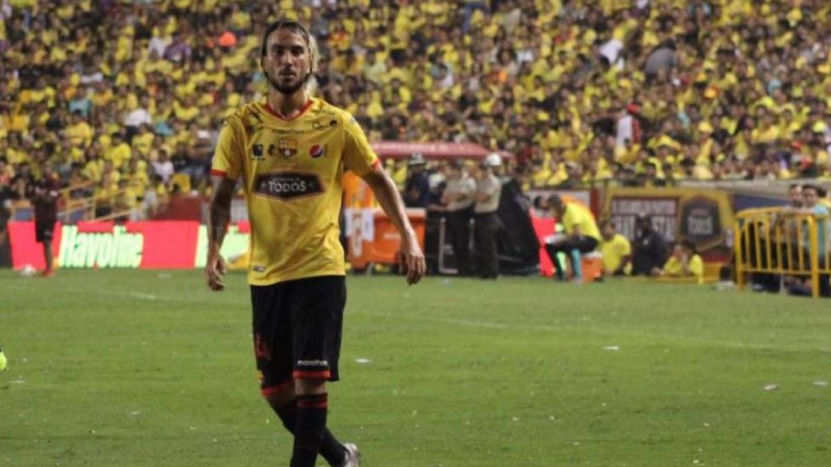 La indebida alineación de Sebastián Pérez le significó a Barcelona de Guayaquil perder ante Defensor Sporting por Copa Libertadores.