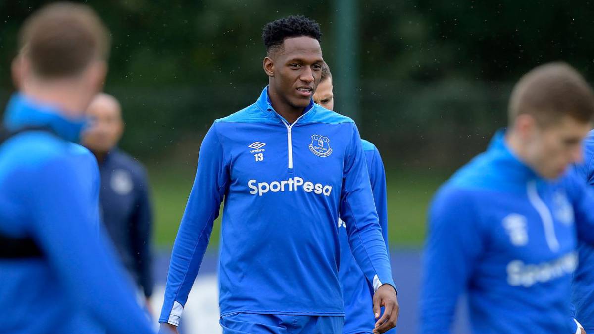 Yerry Mina, uno de los jugadores envueltos en la crisis del Everton en Premier League, durante un entrenamiento.