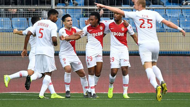 Mónaco celebra el triunfo ante Nantes que lo saca de la zona de descenso en la Liga de Francia