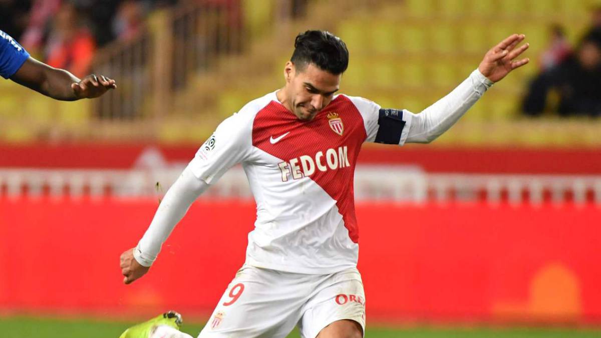Falcao García, quien suena para reforzar a Lazio o Milan, durante un partido con el Mónaco.