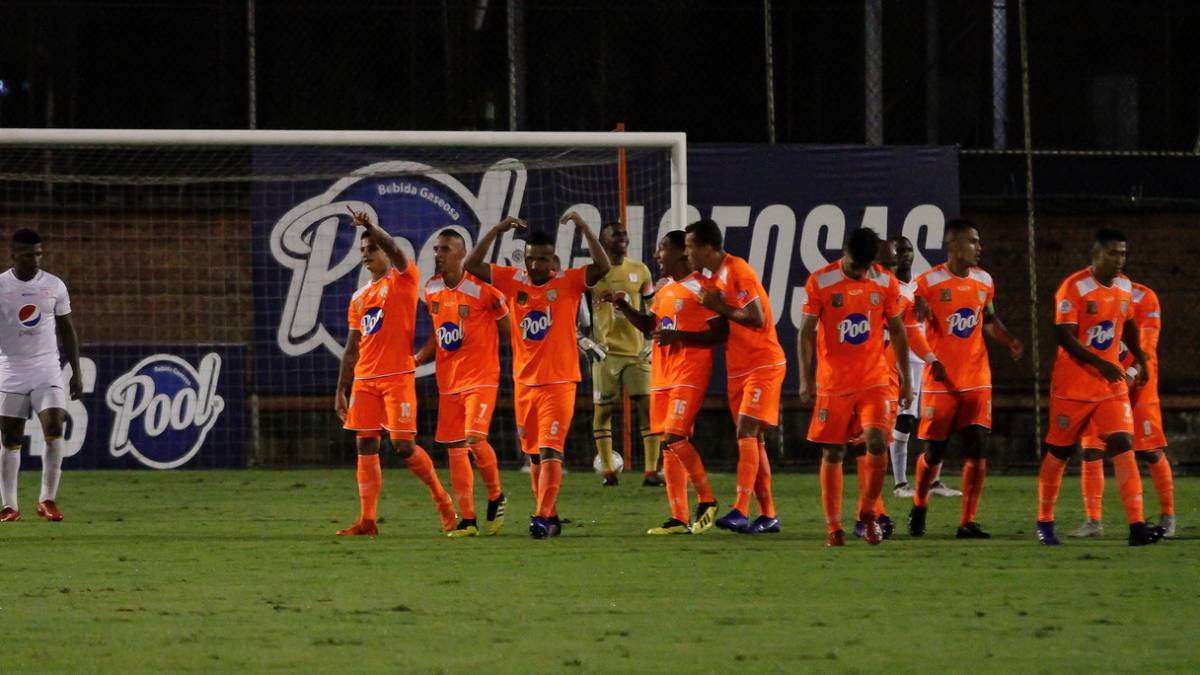 Envigado derrotó 4-1 al América en la jornada 8 de la Liga Águila.