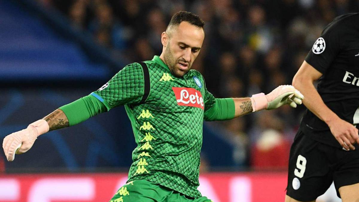 David Ospina durante un partido con el Napoli durante la Champions League