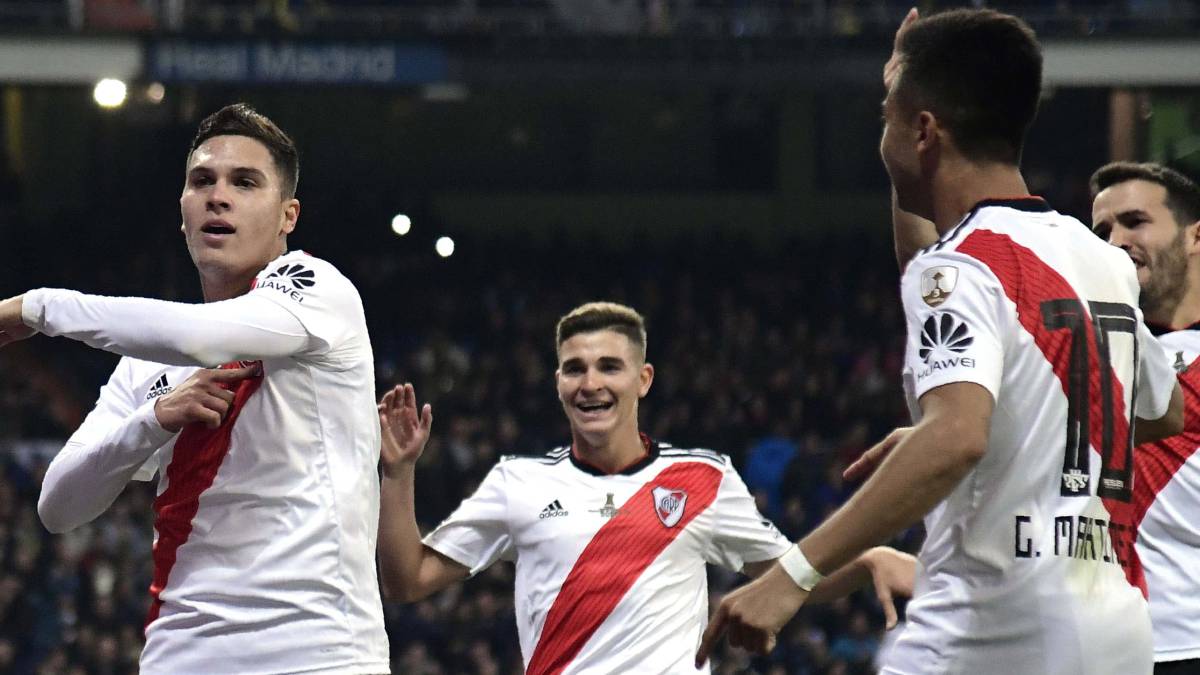 Juan Fernando Quintero celebra el gol que le anotó a Boca Juniors en la final de la Copa Libertadores 2018