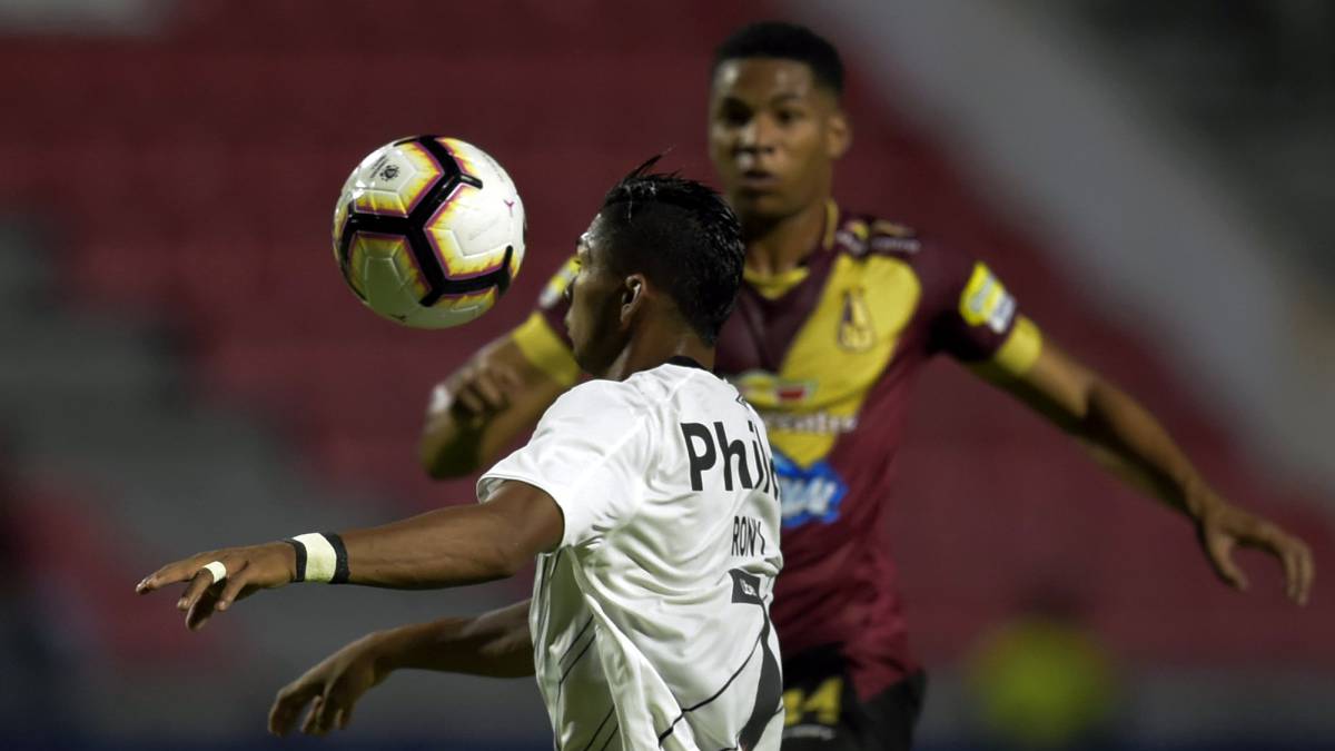Deportes Tolima consiguió la victoria en el Manuel Murillo Toro y es el líder del grupo G.