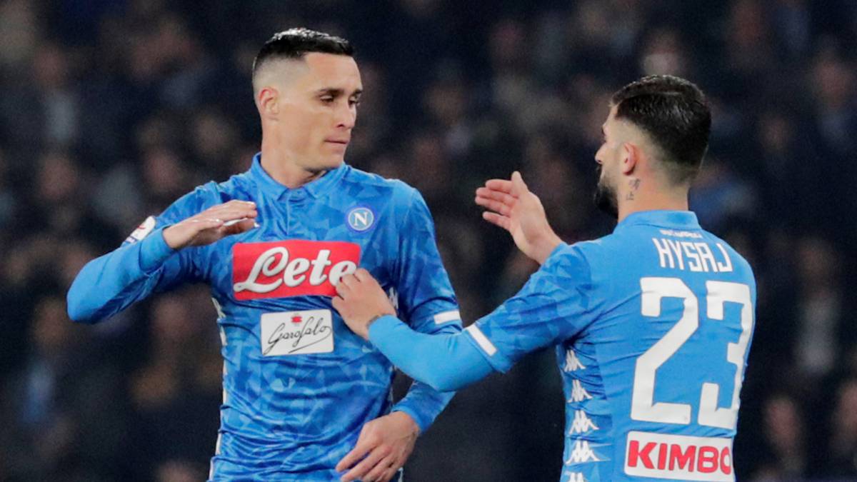 Callejón y Hysaj durante la derrota 2-1 de Napoli ante Juventus por la Serie A de Italia