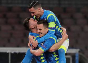 Napoli sin David Ospina derrota en casa al Salzburgo