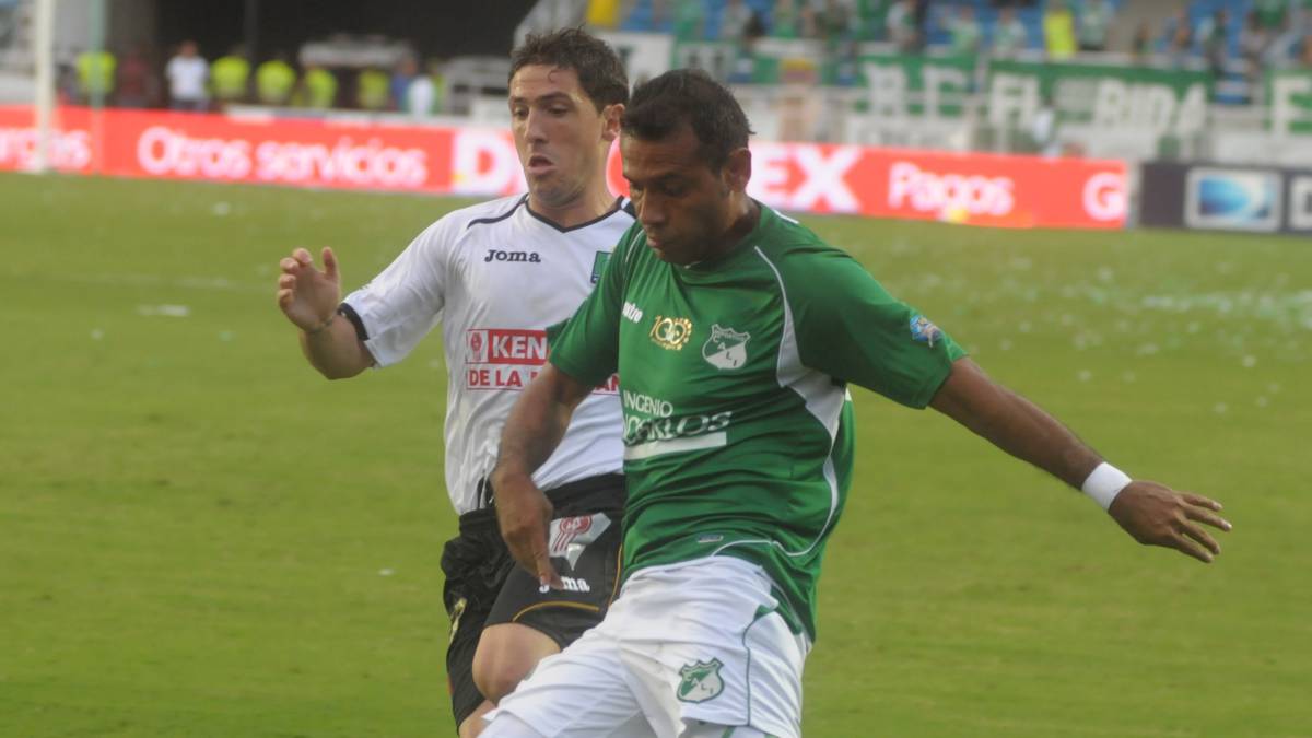 Álvaro 'Caracho' Domínguez, quien habló sobre su relación tensa con Leonel Álvarez, durante un partido con Deportivo Cali.