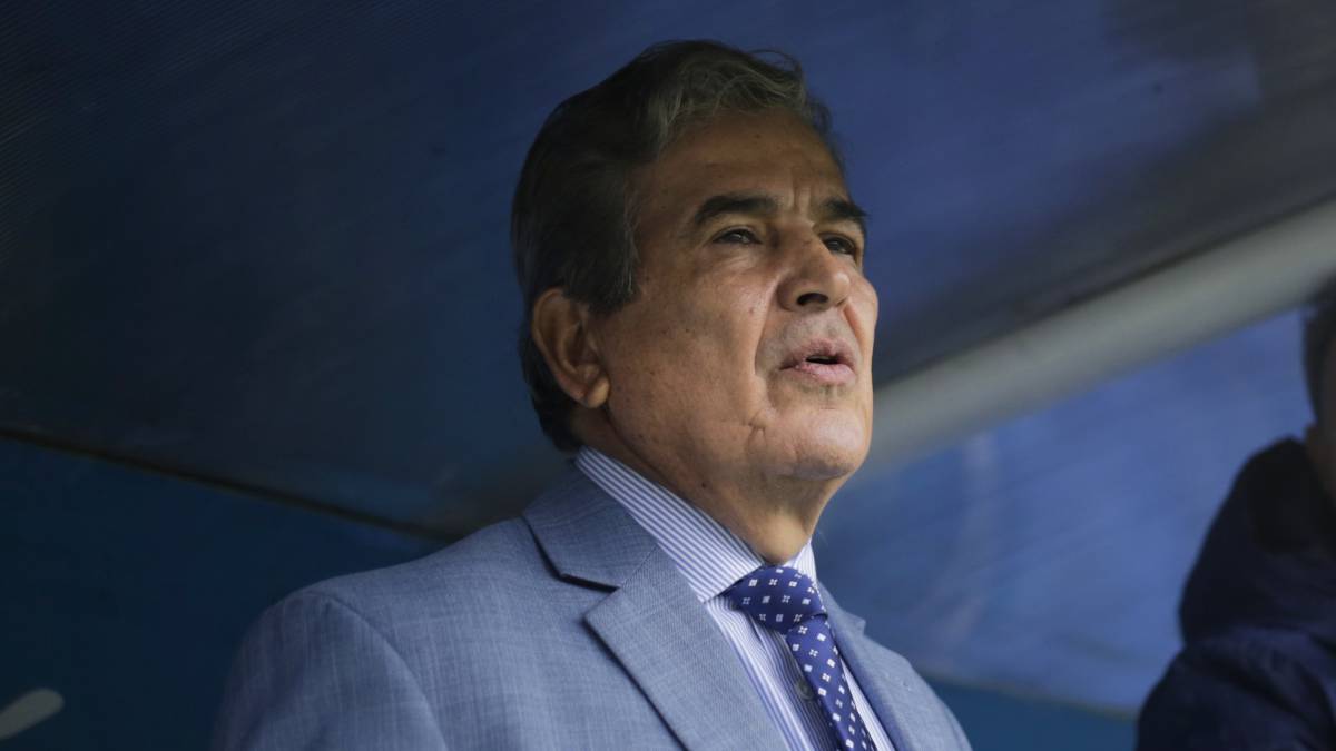 Jorge Luis Pinto durante el partido entre Millonarios y Nacional en la Liga Águila