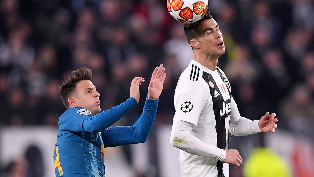 Santiago Arias enfrentó a Crisitano Ronaldo en los octavos de final de Champions LEague. Juventus venció 3-0 al Atlético de Madrid