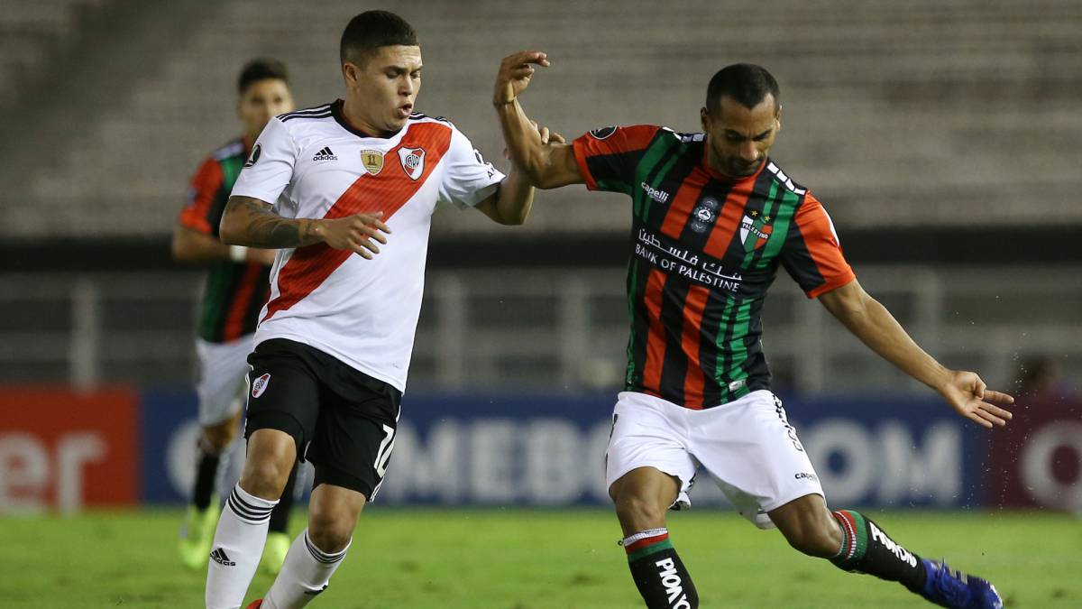 Juan Fernando Quintero y Rafael Santos Borré fueron titulares en el empate de River frente a Palestino por el segundo partido del Grupo A
