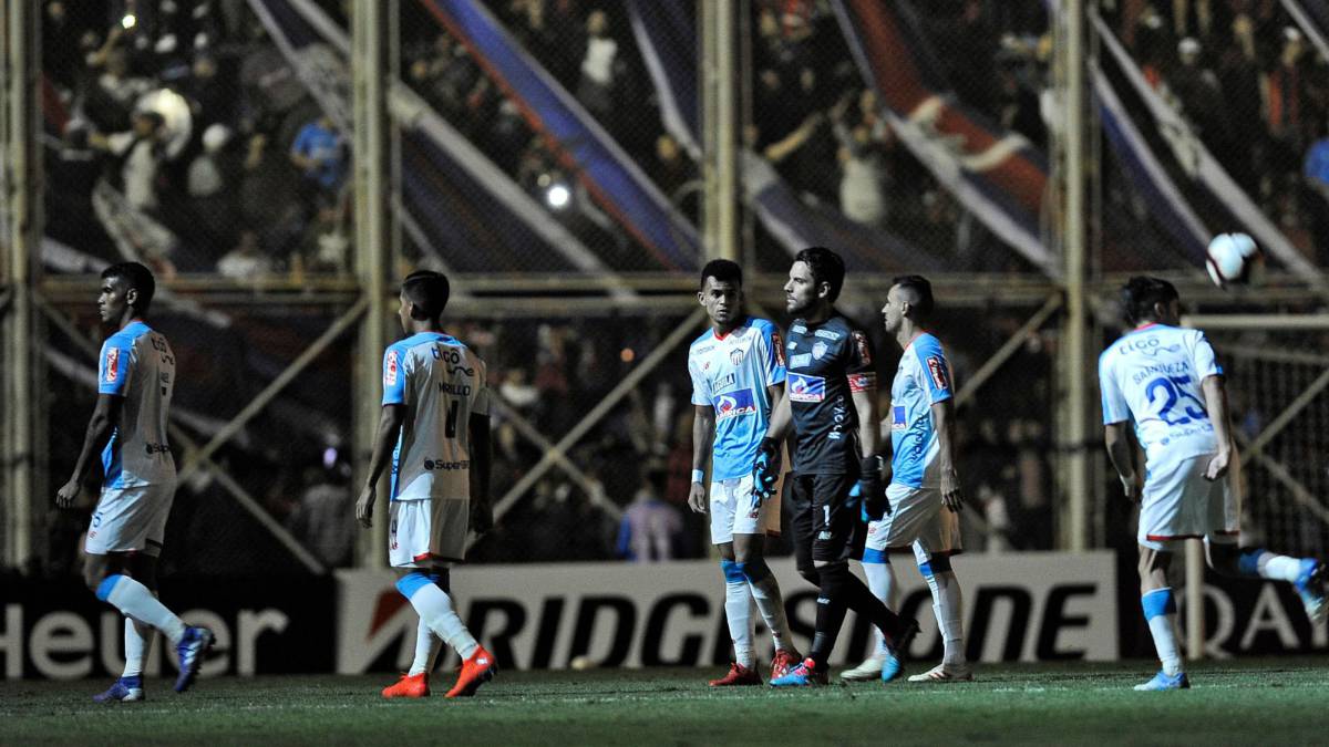 Jugadores del Junior en el partido ante San Lorenzo por Copa Libertadores.