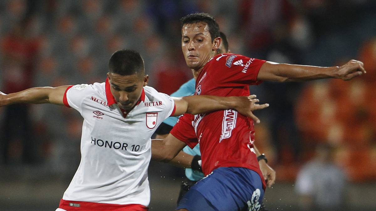 Andrés Ricaurte, suspendido 2 semanas por simulación en el Medellín - Santa Fe.