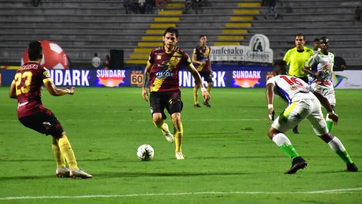 Deportes Tolima derrotó al Atlético Huila en la jornada de clásicos.