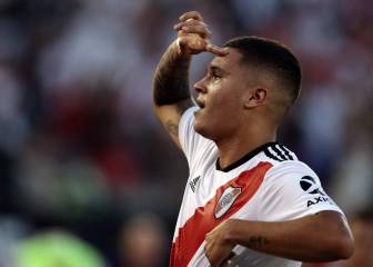 Francescoli afirma que no hay que reemplazar a Quintero