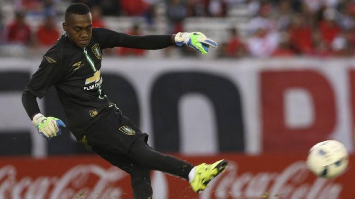 Iván Arboleda no saldrá de Banfield