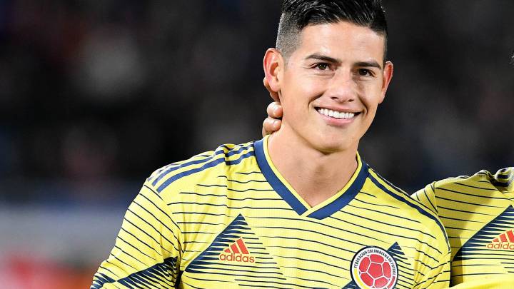 James Rodríguez, jugador de la Selección Colombia, ante Japón