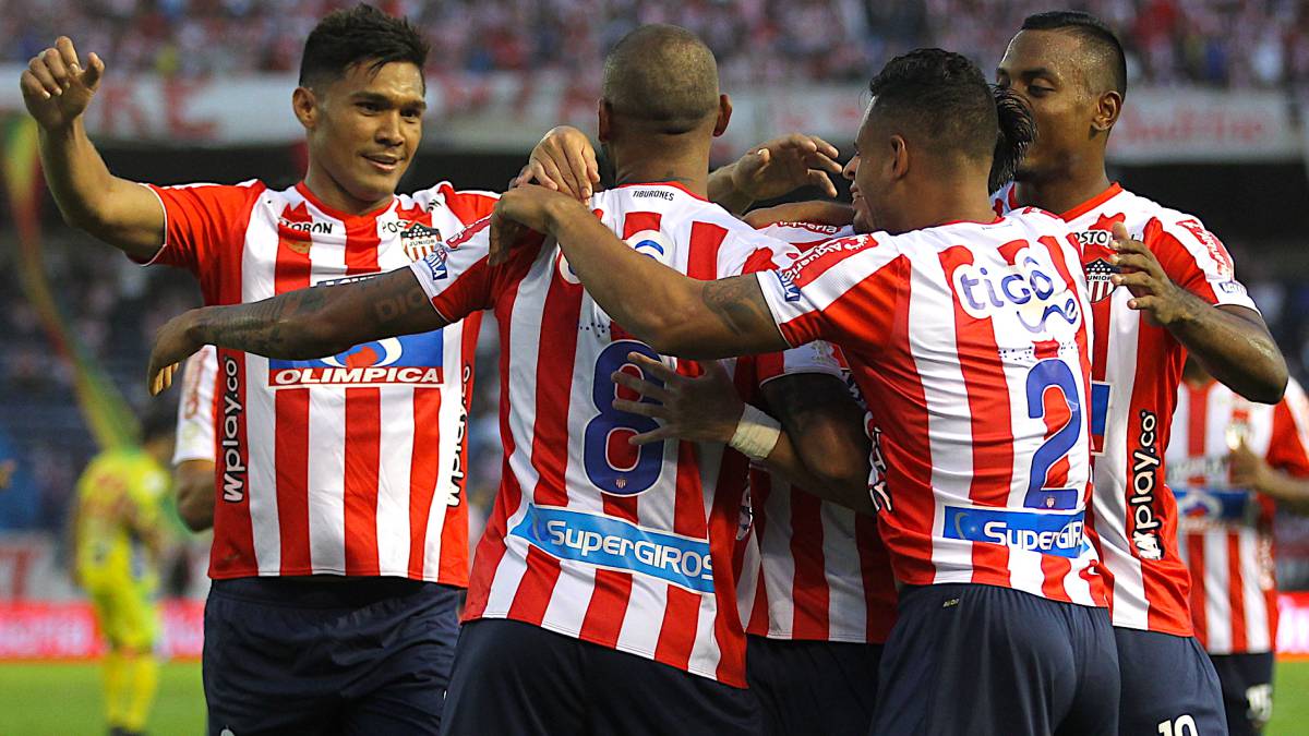 Junior de Barranquilla recibió al Atlético Huila en el estadio Metropolitano, por la fecha 11 de la Liga Águila. 3 puntos le darían el liderato.