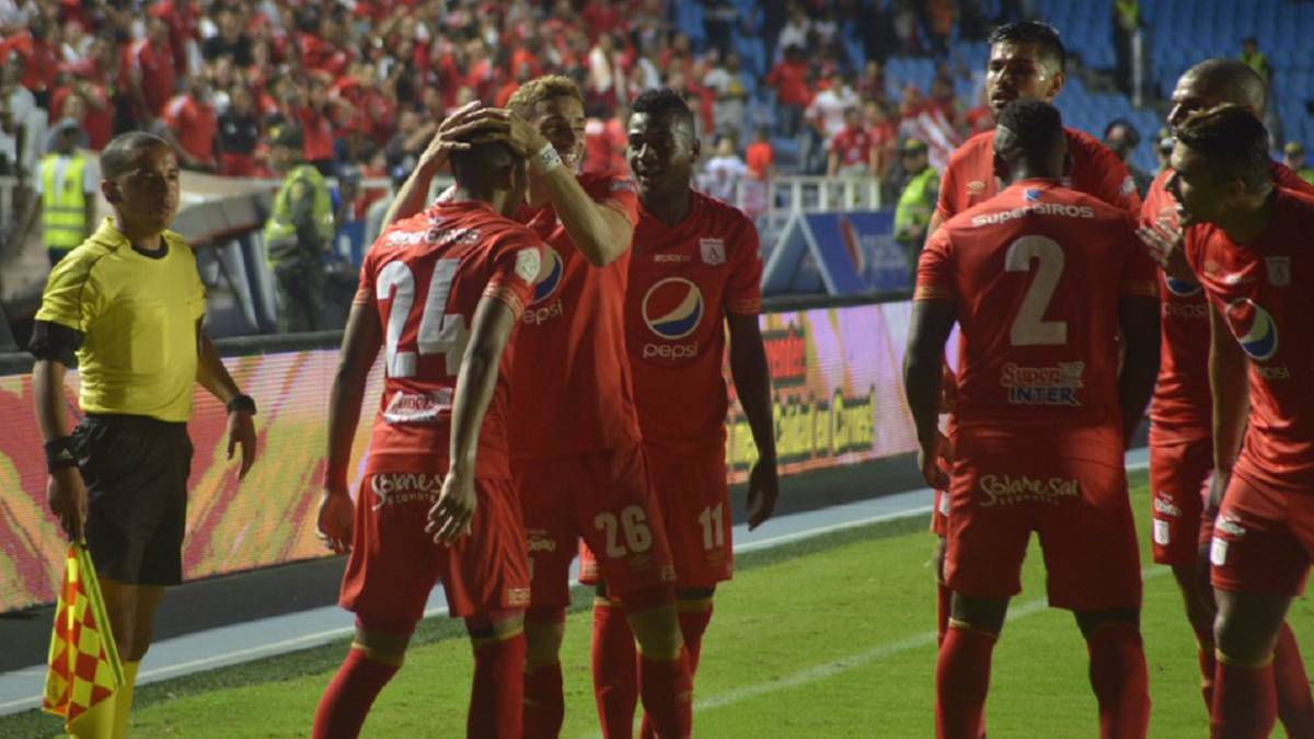AMérica llegó a 23 puntos y comparte liderato con el Junior de Barranquilla en la Liga Águila