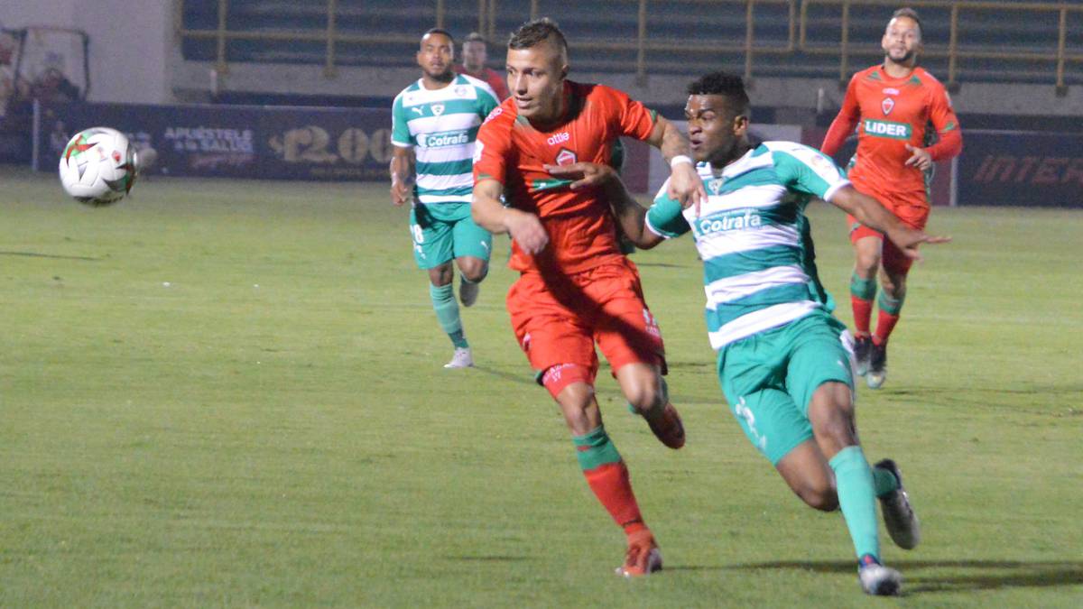 Freddy Salazar uno de los autores de los goles de Patriotas.