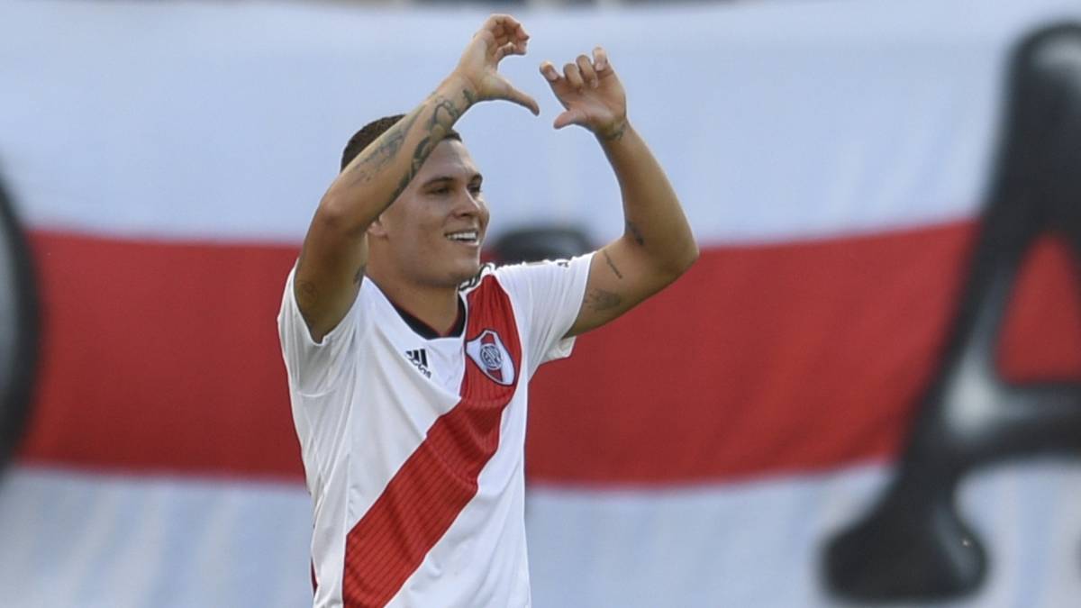 Juan Fernando Quintero baila y juega luego de su operación