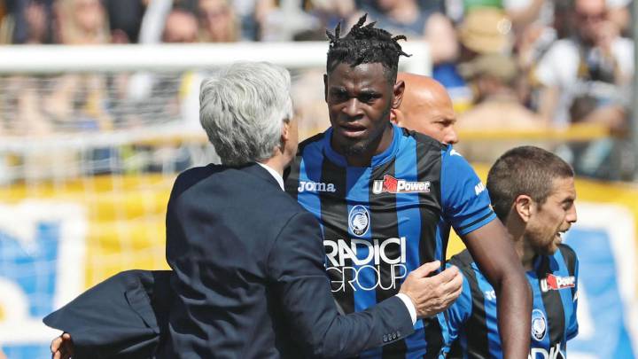 El colombiano Duván Zapata tras anotar un doblete ante Parma por la fecha 29 de la Serie A.