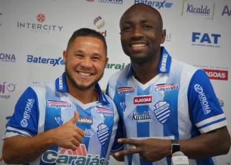 Armero ya luce la camiseta de su nuevo equipo en Brasil
